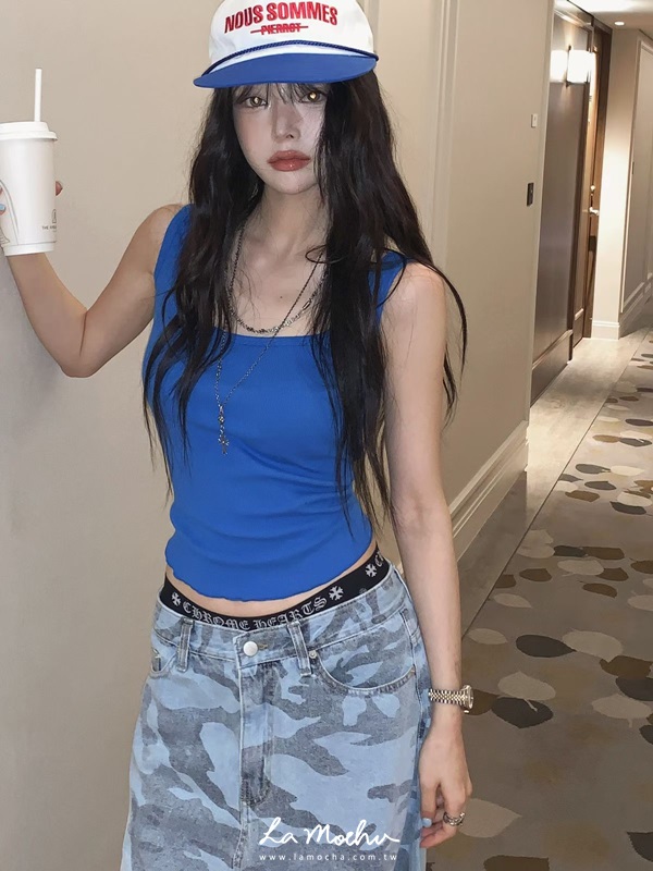 木耳滾邊坑條背心